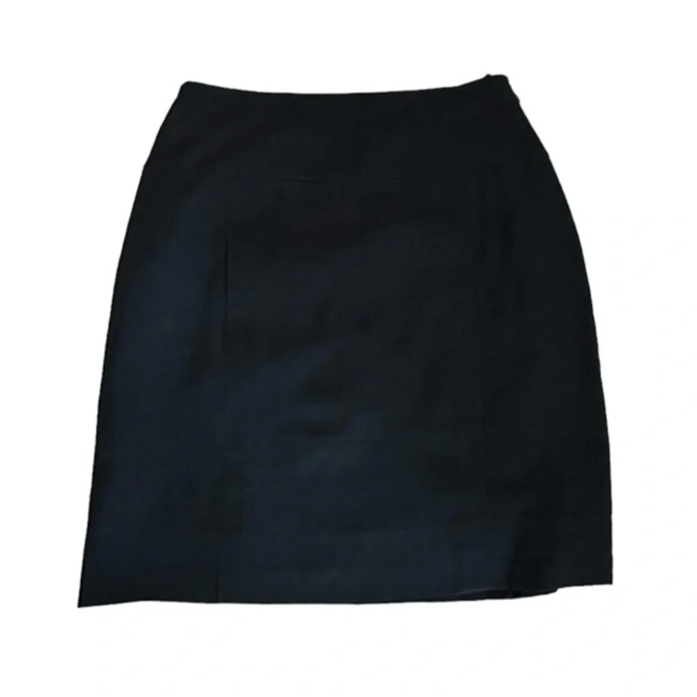 CHANEL boutique skirt